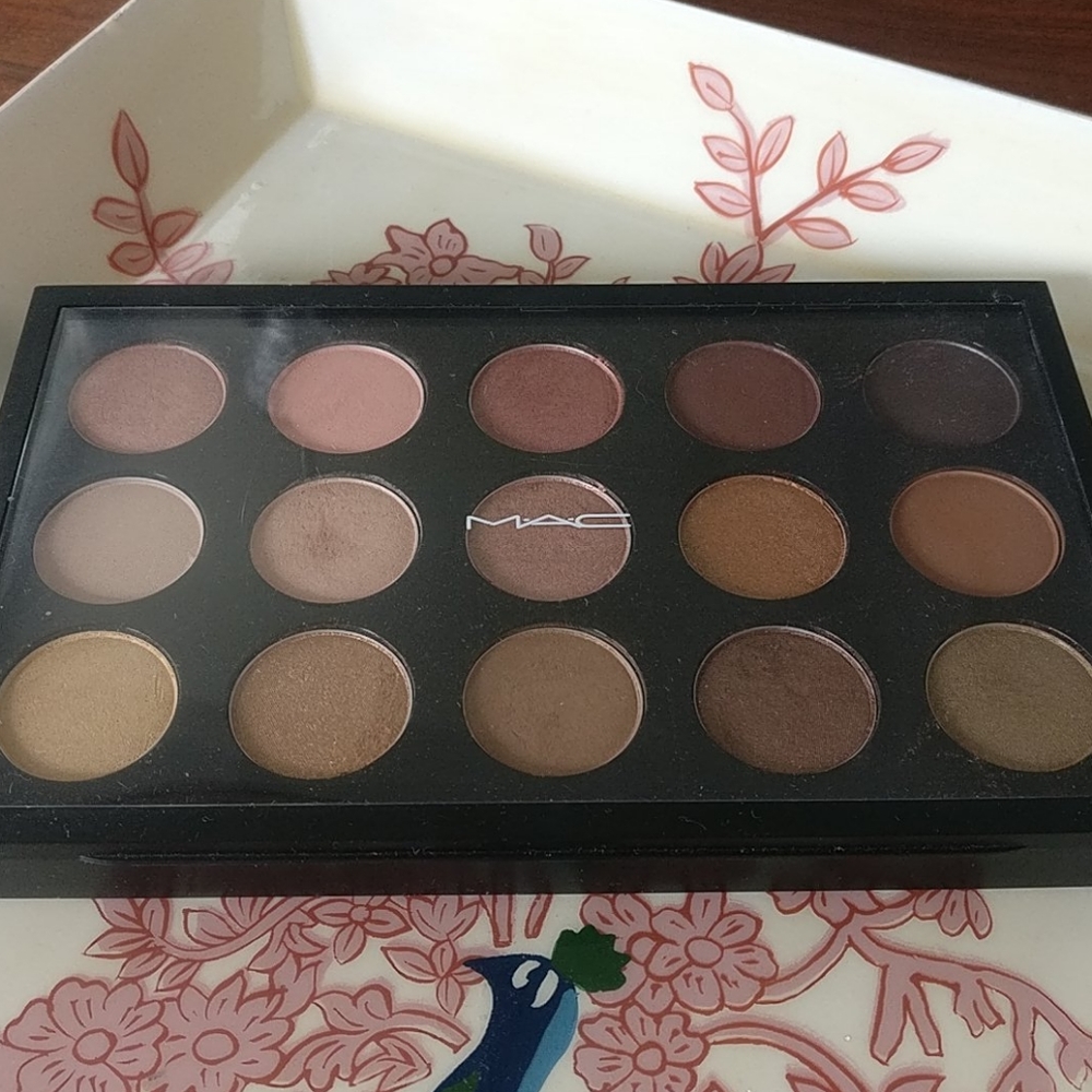 MAC Warm Neutral Eye Palette